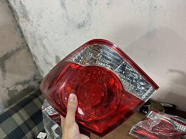 toyota corolla stop: Chevrolet Cruze öncəsi/sonrası). Şəkillərdə həm baqaj qapağı — 5