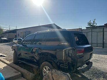 Силовые элементы кузова: Toyota Land Cruiser 200 (4.7 бензин), кузов и узлы на разбор. - — 4