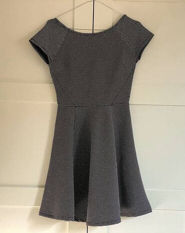 haljina sada: S (EU 36), bоја - Crna, Drugi stil, Kratkih rukava