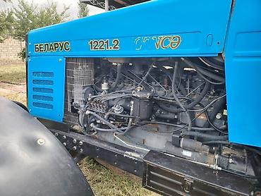 80 traktor: Belarus 1221.2 traktor - Güc sinfi: 120 a.g. (təxmini model — 5
