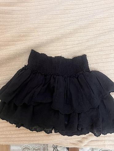 Ətəklər: Mini Ətək, Stradivarius, XS — 1