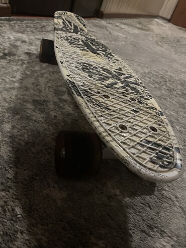 продаю сноуборд: Продается пенни борд
город Балыкчы