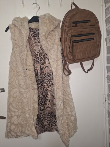 Prsluci: Prsluk vel xl ali moze od M do xl i ranac koji nije koristen oba za — 1