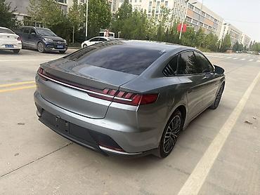 дерево 210: BYD Han EV: 2021 г., Автомат, Электромобиль, Седан — 5