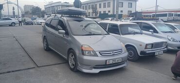 Honda: Honda Stream: 2002 г., Универсал