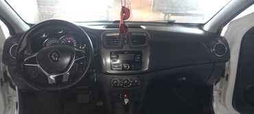 Renault: Renault Sandero Stepway: 1.6 l | 2019 il 88400 km Ofrouder/SUV — 3