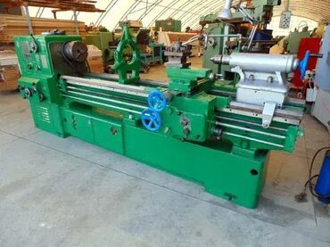 Ostali alati i mašine: Strug „Prvomajska“ TVP300 🔧 Visina šiljaka: 300 mm 📏 Razmak između — 5