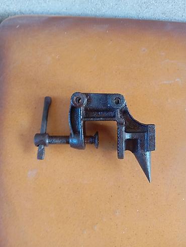 Kiçik dəzgah pəs pazlı kənar mengəsi (mini vitse) - Material: tökmə