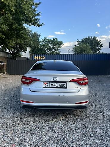 Продажа авто: Hyundai Sonata: 2016 г., 2 л, Автомат, Бензин, Седан — 2