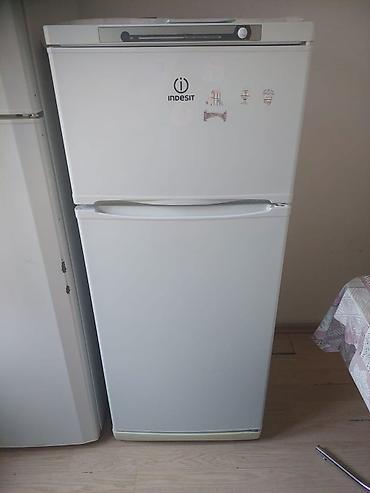 Холодильник Indesit, Б/у, Двухкамерный