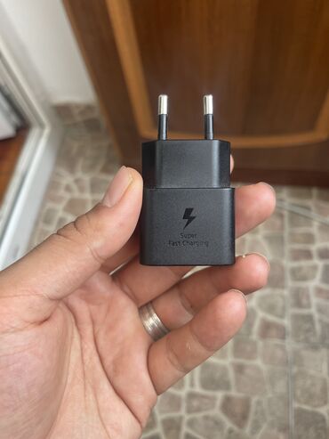 samsung adapter başlığı: Adapter Samsung, 20 Vt, İşlənmiş