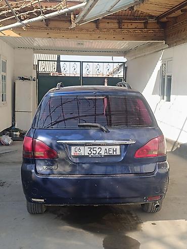 Toyota: Toyota Avensis Verso: 2003 г., 2 л, Механика, Дизель, Минивэн — 9