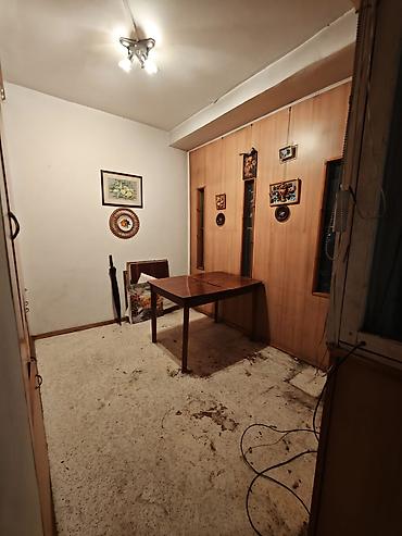 квартиры с поселением: 2 комнаты, 50 м², Индивидуалка, 3 этаж, Требуется ремонт — 6