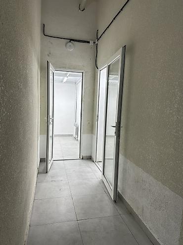 офис квартира: Сдаю Офис целиком: Колл-центр, IT-компания, Фотостудия, 22 м², В жилом комплексе, С ремонтом, С системой безопасности — 4