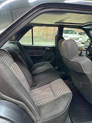 124 купе: Mercedes-Benz W124: 1993 г., 3.2 л, Механика, Бензин, Седан — 8