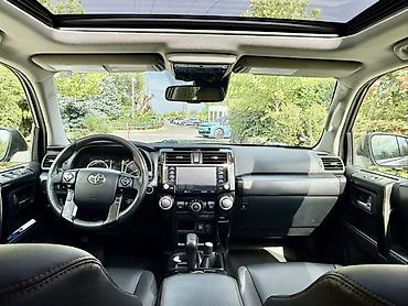 off roud: Toyota 4Runner: 2020 г., 4 л, Автомат, Бензин, Внедорожник — 9