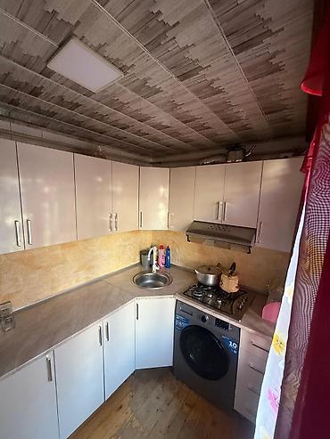 Mənzil kirayələyirəm: Mənzilin təsviri 67000 min SATILIR - Geniş, işıqlı zal: L formalı — 11