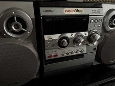 Musiqi mərkəzləri: Aiwa musiqi mərkəzi, VCD və AM/FM radio funksiyalarına malikdir