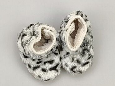 Slippers: Slippers 20, Used