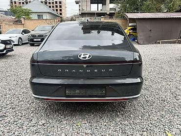 geely preface: Hyundai Grandeur: 2024 г., 1.6 л, Вариатор, Гибрид, Седан — 5