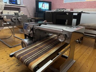 Xəmir yoğuran aparatlar: Salam.Xaricə köçdüyümə görə şəxsi biznesimi satıram.Xəngəl və yaxud — 5