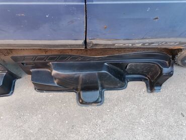 Auto delovi: Obloga stranice zadnje Lada 21213,21214 Niva br.5. Polovne, ocuvane — 7