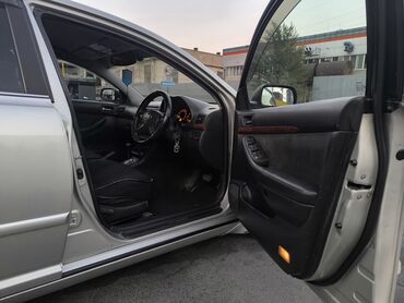 таюота авенсис: Toyota Avensis: 2003 г., 2 л, Автомат, Бензин, Седан
