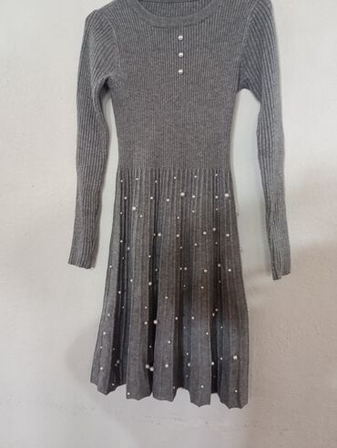 вязаные платья на лето: - Ткань: эластичный трикотаж, хорошо тянется и держит форму. -