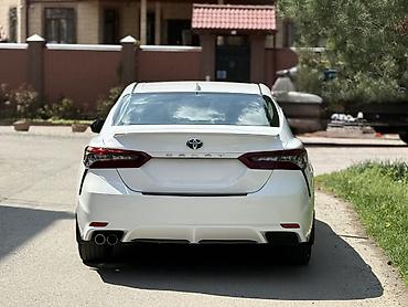 Toyota: Toyota Camry: 2021 г., 2.5 л, Автомат, Гибрид, Седан — 6