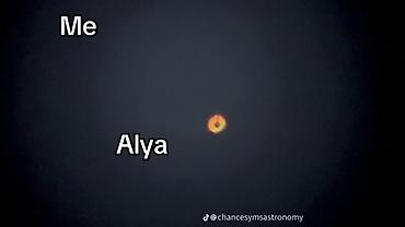 Saturn: Астрономические постеры/принты “Me vs NASA” от @chancesymsastronomy - — 10