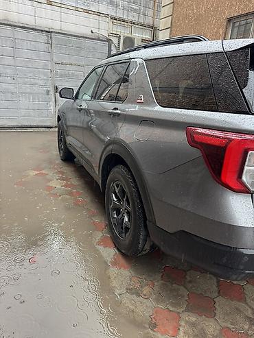 bmw x9: Ford Explorer: 2022 г., Автомат, Бензин, Кроссовер — 6