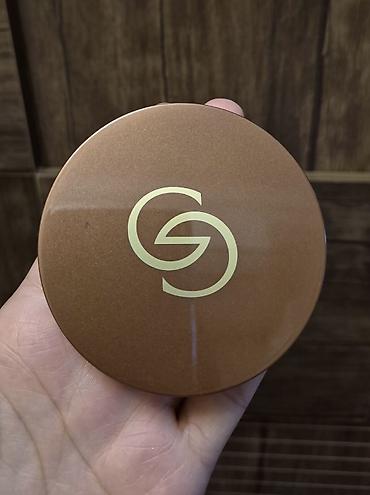 Tonal kremlər: Giordani Gold Essenza kirşan-bronzer - Növ: Kompakt kirşan-bronzer - — 2