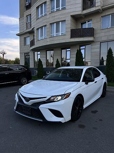 70: Toyota Camry: 2019 г., 2.5 л, Автомат, Бензин, Седан — 1