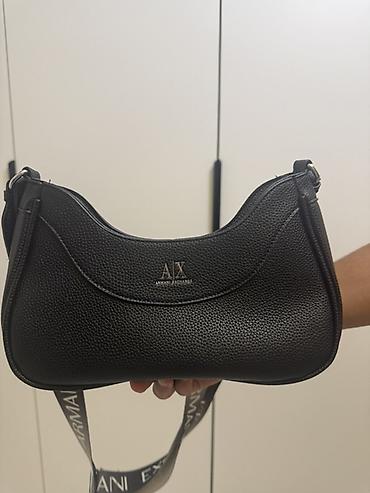 mor rəng: Armani Exchange (A|X) qadın çantası - Rəng: qara - Material — 1