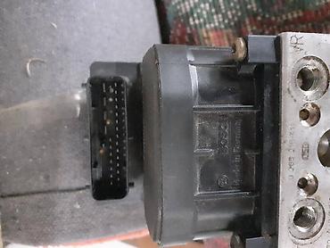 kamera za traktor: ABS ZA AUDI A4 OD 1996. DO 2001. GOD. | abs za A4 B5 oznaka 8E0 614 — 4