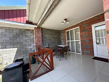 Продажа отелей и хостелов: Продаю Коттедж круглогодичном ЦО Радуга Вест село Кошкол 112м2 с — 1