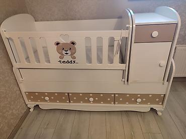 teddi: Uşaq beşiyi və komodlu modul beşik - Rəng: ağ və bej tonları, ön — 1