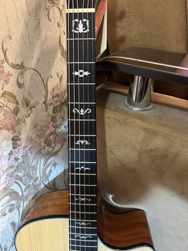 Akustik gitaralar: Akustik gitara, 6 sim, İşlənmiş, Pulsuz çatdırılma, Ünvandan götürmə — 2