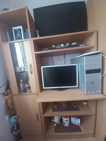 Na prodaju sve zajedno 11000 din nalazi se u Varvarinu za vise info na