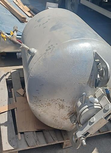 Alətlər: Sənaye tipli qumlama çəni (sandblasting pot) Tətbiq sahələri: - Metal — 3