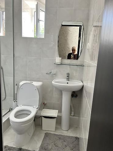 2 8: 🏡 Просторный двухэтажный коттедж на первой линии у озера — идеальное — 9