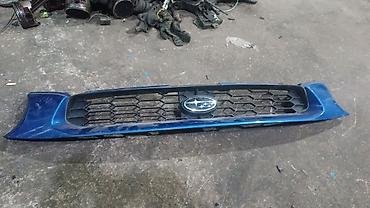 sprinter bazar: Решетка радиатора Subaru 2002 г., Б/у, Оригинал — 1