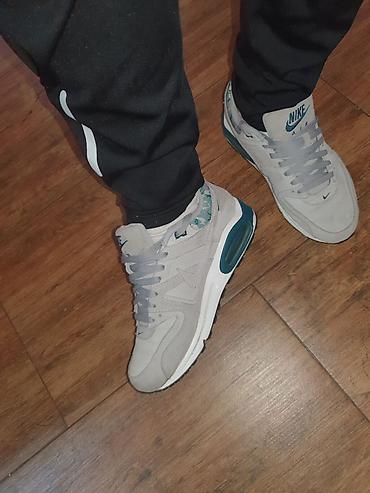 Patike: Nike Air br 39.Nosene ali mogu još dugo da se nose.Tragovi korišćenja — 6