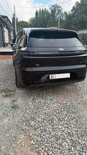 byd e6: Lixiang L6: 2025 г., Автомат, Гибрид — 3
