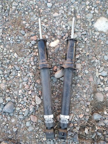Другие автозапчасти: Продаю автозапчасти: амортизатор Toyota фаркопы Audi Mercedes at lalafo.kg — 2 Другие автозапчасти: Продаю автозапчасти: амортизатор Toyota фаркопы Audi Mercedes — 2