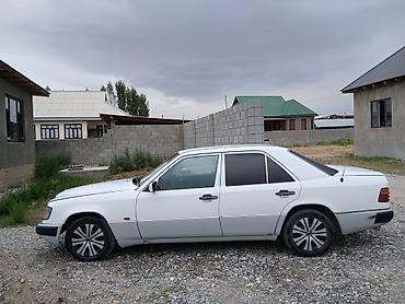 infinity fx35: Mercedes-Benz W124: 1991 г., 2.3 л, Механика, Газ, Седан — 4
