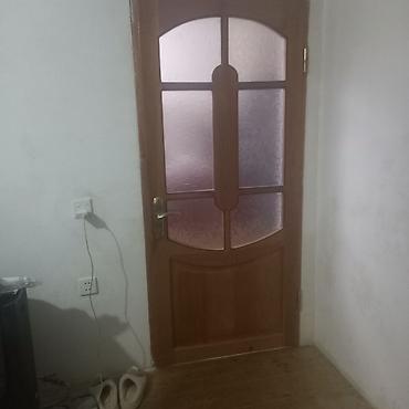 cercive: Qonaq otağı üçün İşlənmiş Otaq qapısı 90x200 sm Çərçivə ilə, Ünvandan götürmə — 1