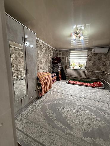 Продажа коттеджей и домов: 🔸 Продается небольшой дом !!! 🔸 Район : Ак-Ордо 1 🔸 Комнат : 2 🔸 — 3
