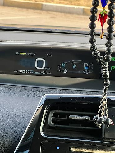 ош жапалак: Toyota Prius: 2016 г., Вариатор, Гибрид, Хетчбек — 7