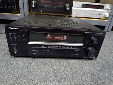 Pojačala i prijemnici: Pioneer VSX-D 514 specifikacija Tuning range: FW, MW Power output — 1